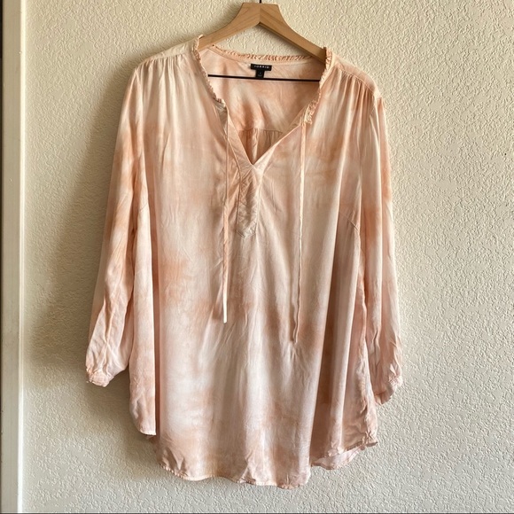 Torrid Baby Pink Tie-dye Pleasant Long Sleeves - Picture 1 of 5